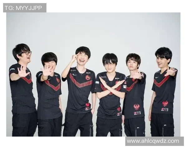 深度解析FPX战队在王者荣耀中路突破的战术与策略