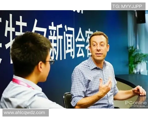 电竞比分背后的故事王强与英雄联盟的奋斗与成长之路